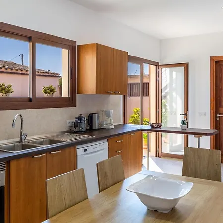 Cas Padrins De Ses Tanques Holiday home *